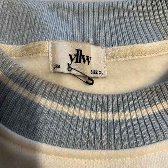 Yellow The Label Coat of Arms Oversized Sweatshirt *NWOT* - Picture 9 of 9